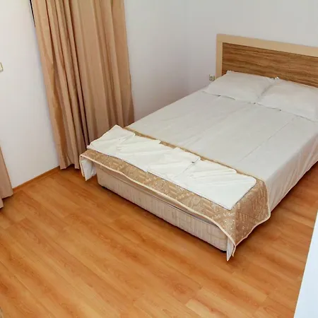 Guest Salena Aparthotel Sunny Beach