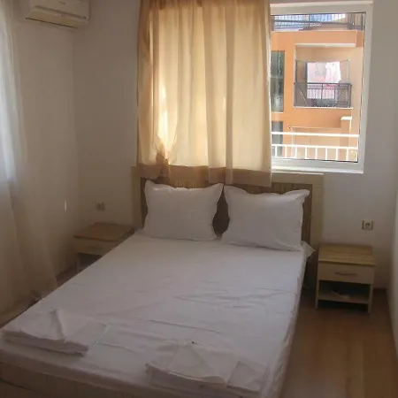 Aparthotel Guest Salena 2*